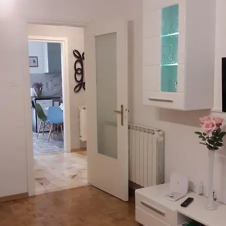 Happy Holidays Welcome Appartement *